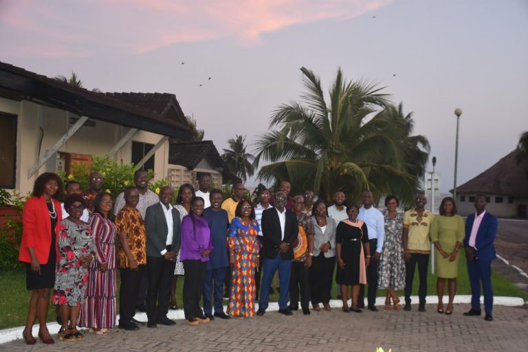 LOCAL GOVERNMENT SERVICE HOLDS FIRST MANAGEMENT RETREAT UNDER NEW HEAD